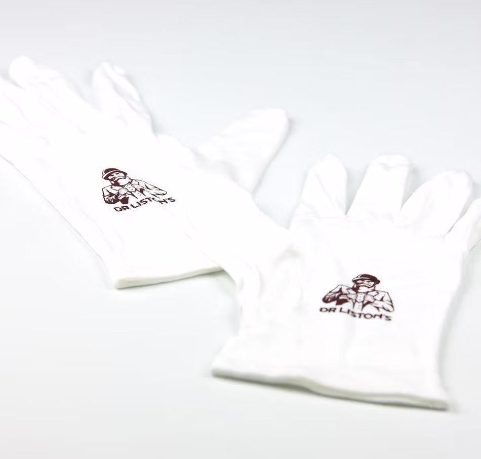 Dl Gloves 01